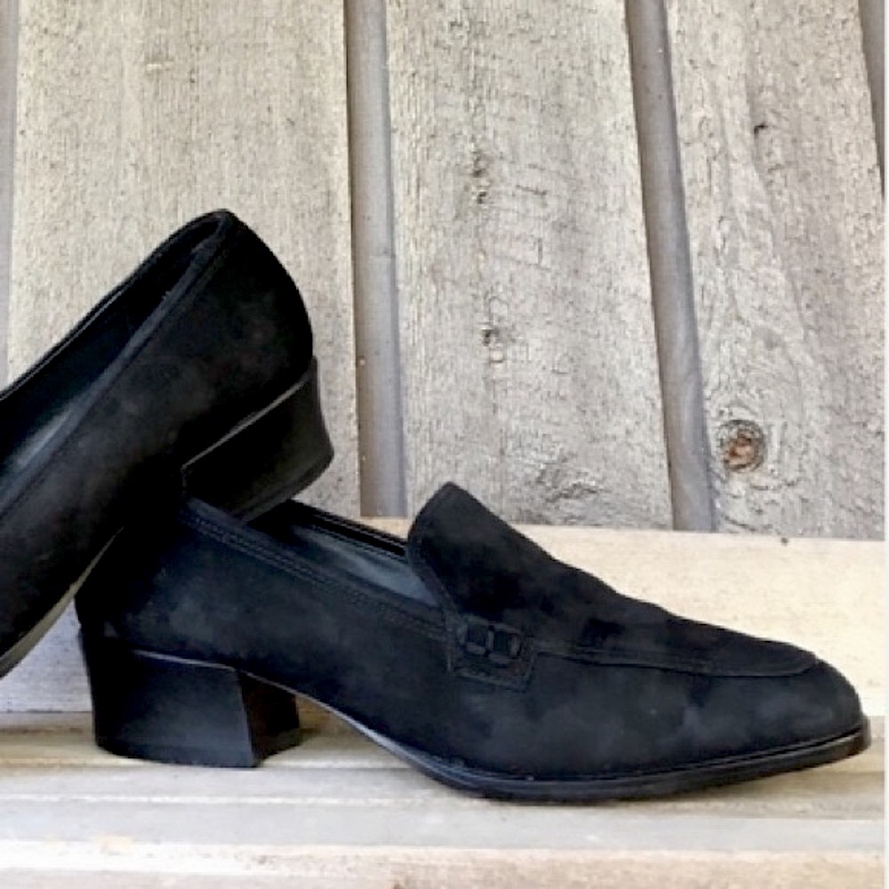 MOOTSIES TOOTSIES Shoes Curved Heels Retro Black Suede Leather Size 7.5